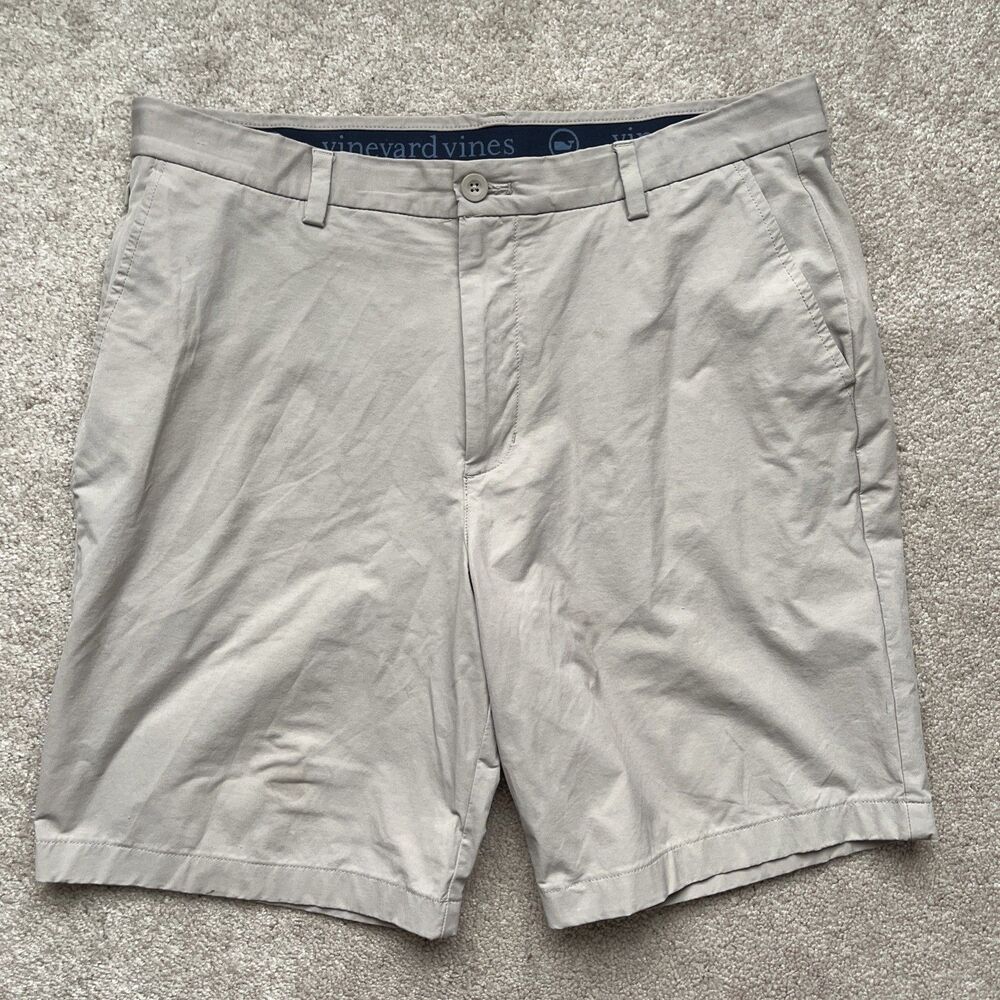 Vineyard Vines On the Go Shorts Mens 34 Khaki Performance Golf Stretch Preppy